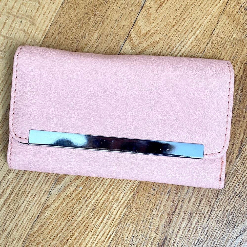 NWOT Claire’s pink wallet *bundle me!*